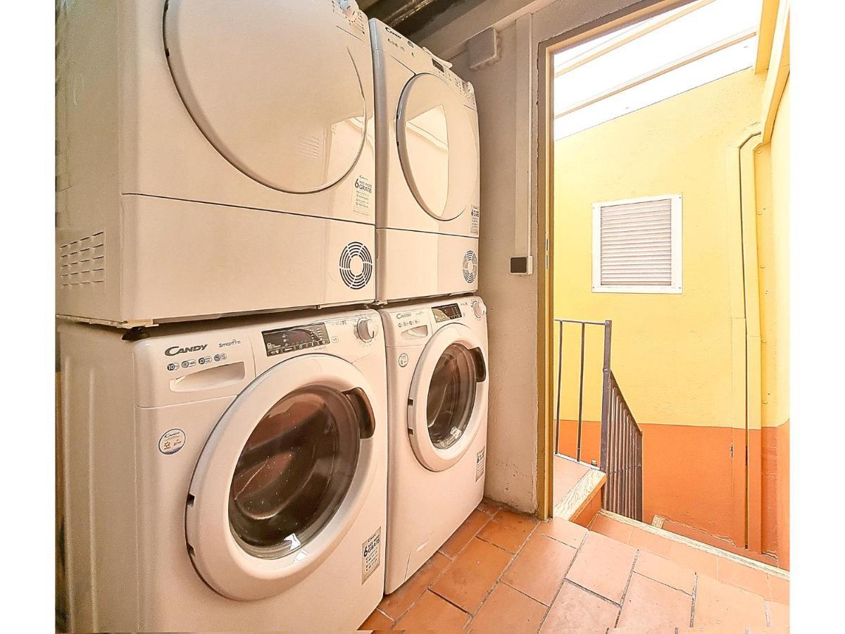 Classbedroom Gothic Ramblas Apartments Barcelona Luaran gambar